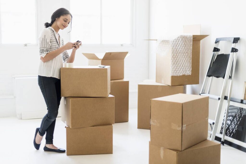 Eşyalarınızı güvenli ve etkili bir şekilde paketlemek mi istiyorsunuz? Eşya Paketlemede Uzman Taktikler ile eşyalarınızı koruma altına almanın ve taşımanın en iyi yollarını keşfedin. Bu rehber, güvenli ve pratik paketleme stratejilerini adım adım sunar.