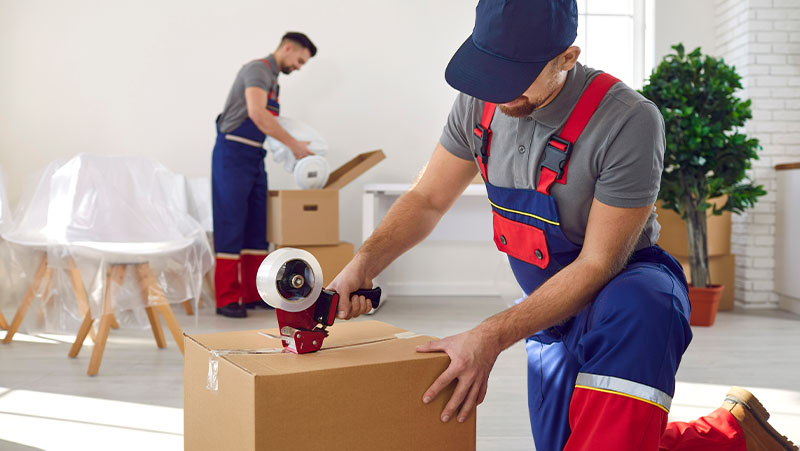 Beşiktaş Levazım Mahallesi Evden Eve Nakliyat hizmetinde uzman ekiplerle eşyalarınızı güvenle yeni adresinize taşıyoruz. Asansörlü çözümler, paketleme, sigortalı nakliye ve müşteri odaklı süreçlerle sorunsuz taşınma deneyimi sizi bekliyor.